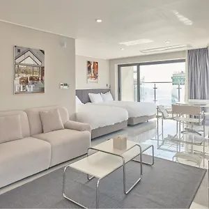 호텔 와이컬렉션 해운대비치, 부산광역시