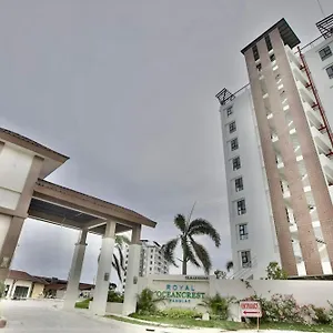 Royal Oceancrest Aparthotel