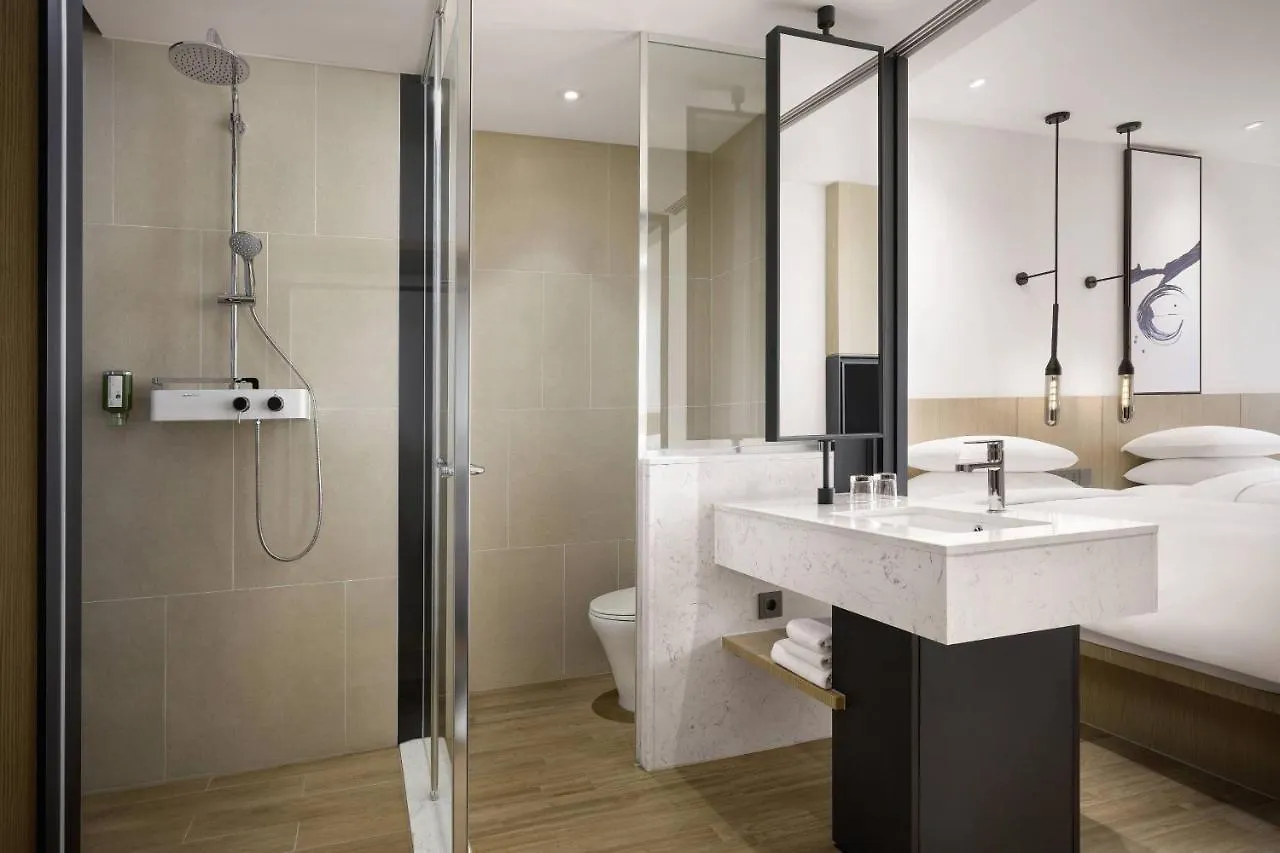 Fairfield By Marriott Busan Songdo Beach 3*,